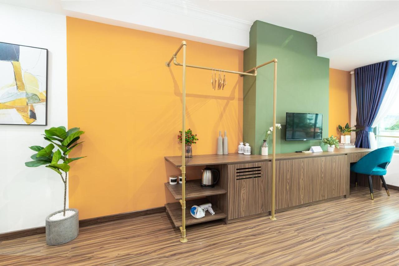 Cozrum Smart - First Target Hotel Ho Chi Minh-stad Buitenkant foto