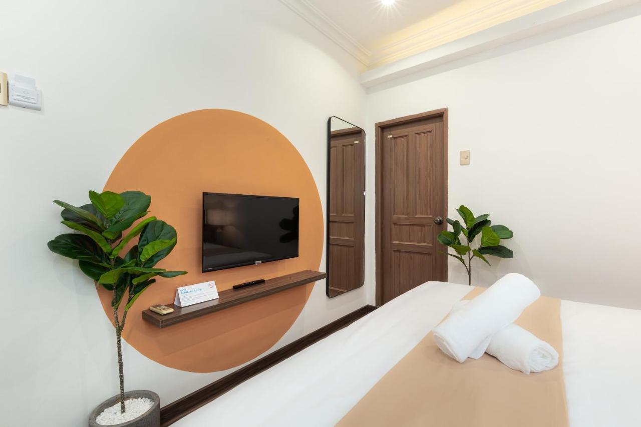 Cozrum Smart - First Target Hotel Ho Chi Minh-stad Buitenkant foto